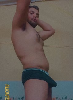 Kent - Acompañante masculino in Mumbai Photo 2 of 7