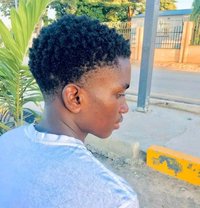 Kent - Male escort in Nairobi