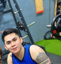 Kentlee - Male escort in Manila