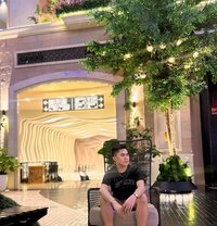 Kentlee - Male escort in Manila