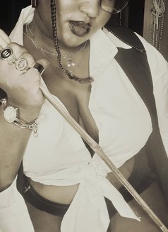 Sensual Sadistic Domme - Dominadora in Nairobi Photo 4 of 5