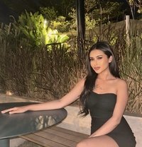 Kenza can squirting - escort in Bali