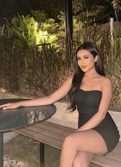 Kenza hot service - escort in Bali Photo 1 of 29