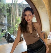 Kenza hot service - escort in Bali Photo 28 of 30