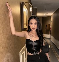 Kenza hot service - escort in Bali Photo 29 of 30