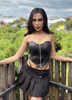 Kenza hot service - escort in Bali Photo 1 of 30