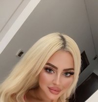 Kenza - escort in Dubai