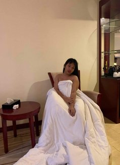 Kera Santos - Acompañantes transexual in Manila Photo 8 of 12