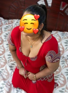 Kerala Aunty in Ajman | Independent - escort in Sharjah Photo 5 of 8