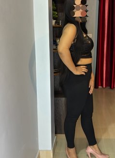 Kerala Beauty Veni for Real Meet - puta in Dammam Photo 2 of 2