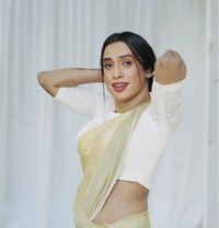 Kerala Celeb Shemale with GF experience - Acompañantes transexual in Bangalore