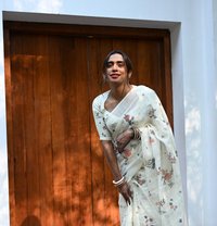 Kerala Celeb Shemale with GF experience - Acompañantes transexual in Bangalore