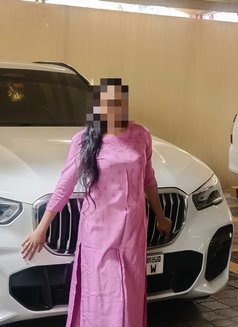 Kerala Girl Available for Outcall Servic - escort in Dubai Photo 3 of 3