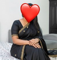 Kerala girl in Ajman - masseuse in Ajmān Photo 5 of 7