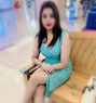 Kerala Mallu Newly Came Very Beauty Book - puta in Abu Dhabi Photo 1 of 3