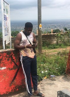 Kerem - Acompañantes masculino in Accra Photo 5 of 5