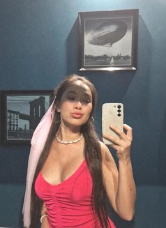 Kerin - escort in Phuket Photo 2 of 12