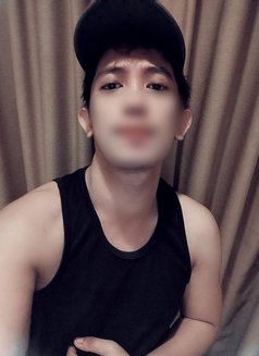 Kerwin roces25 - Male escort in Manila Photo 1 of 7