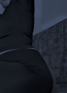 Kesh - puta in Nairobi Photo 2 of 2