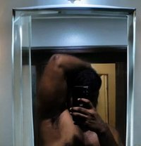 Keshan - Male escort in Dubai
