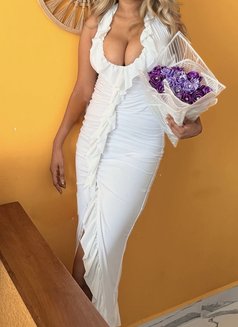 Keshi - escort in Colombo Photo 4 of 7