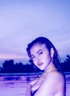 Kesya - escort in Bali Photo 17 of 19