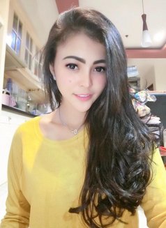 Kesya - escort in Bali Photo 18 of 19