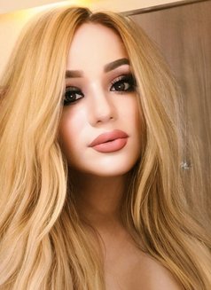 Katy Darling - Transsexual escort in Bangalore Photo 10 of 10