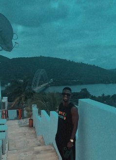 Kevin 2307 - Masajista in Accra Photo 11 of 13