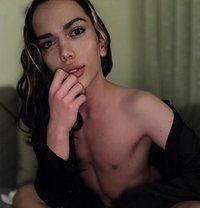 Kevin - Male escort in Riyadh Photo 28 of 29