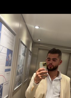 Kevin - Male escort in Dubai Photo 5 of 5