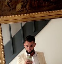 Kevin - Male escort in Dubai