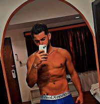 Kevin 🇫🇷 - Male escort in Dubai