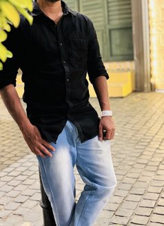 Kevin - Male escort in Bangalore Photo 2 of 2