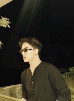 Kevin Jonath - Male escort in Jakarta Photo 4 of 5
