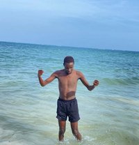 Kevin - masseur in Mombasa