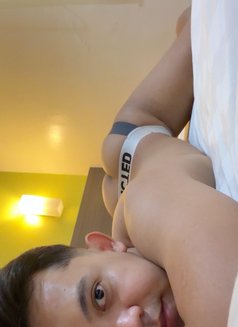 Kevin Nice Guy - Male escort in Bali Photo 3 of 8