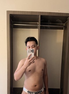 Kevin Nice Guy - Male escort in Bali Photo 8 of 8
