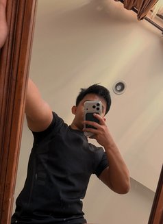 Kevin Nice Guy - Male escort in Bali Photo 3 of 10