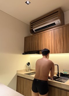 Kevin Nice Guy - Male escort in Bali Photo 6 of 10