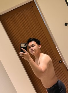 Kevin Nice Guy - Male escort in Bali Photo 8 of 10