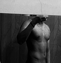 Kevin - Male escort in Colombo