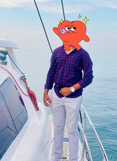 Kevin - Male escort in Perth Photo 2 of 2