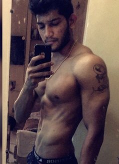 Kewin Srinath - Male escort in Chennai Photo 1 of 2