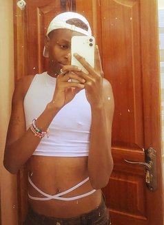 Key - Transsexual escort in Nairobi Photo 1 of 8