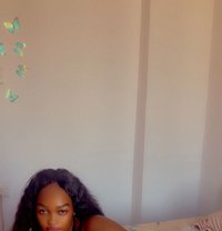 Keylah curved babe - Intérprete de adultos in Vadodara Photo 4 of 4