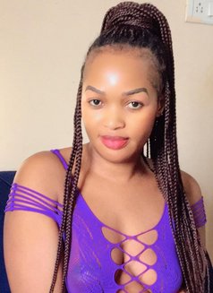 Keylah curved babe - Intérprete de adultos in Vadodara Photo 3 of 7