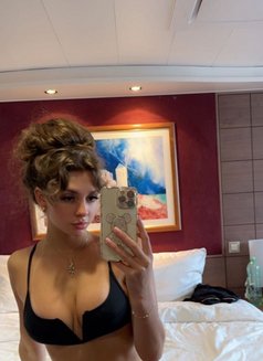 Keylie Outcall - escort in Riyadh Photo 1 of 4