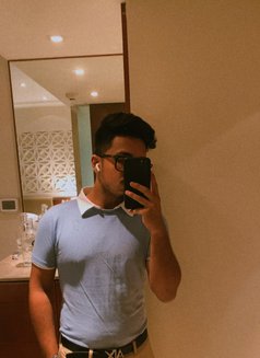 Keyur - Male escort in Ahmedabad Photo 3 of 3