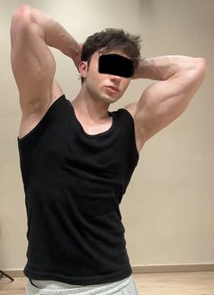 Keyy model - Male escort in Shanghai Photo 3 of 4
